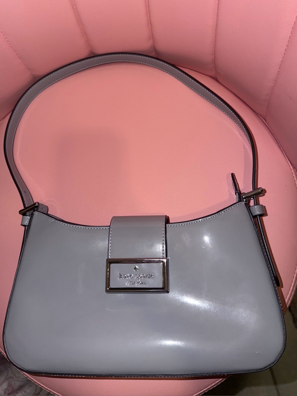 Kate Spade Gray Patent Shoulder Bag with Polished Logo Plaque